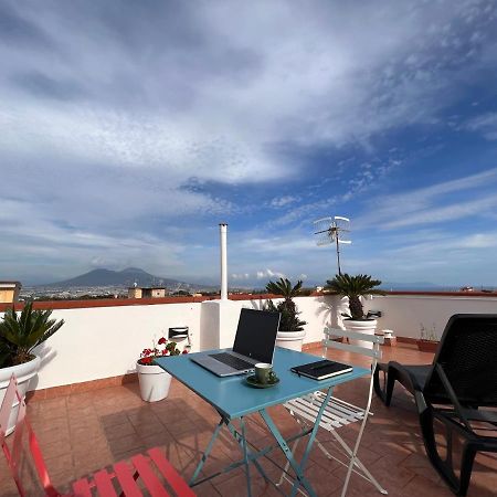 Terrazza Lieti Apartment Napoli Bagian luar foto