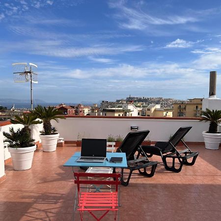 Terrazza Lieti Apartment Napoli Bagian luar foto