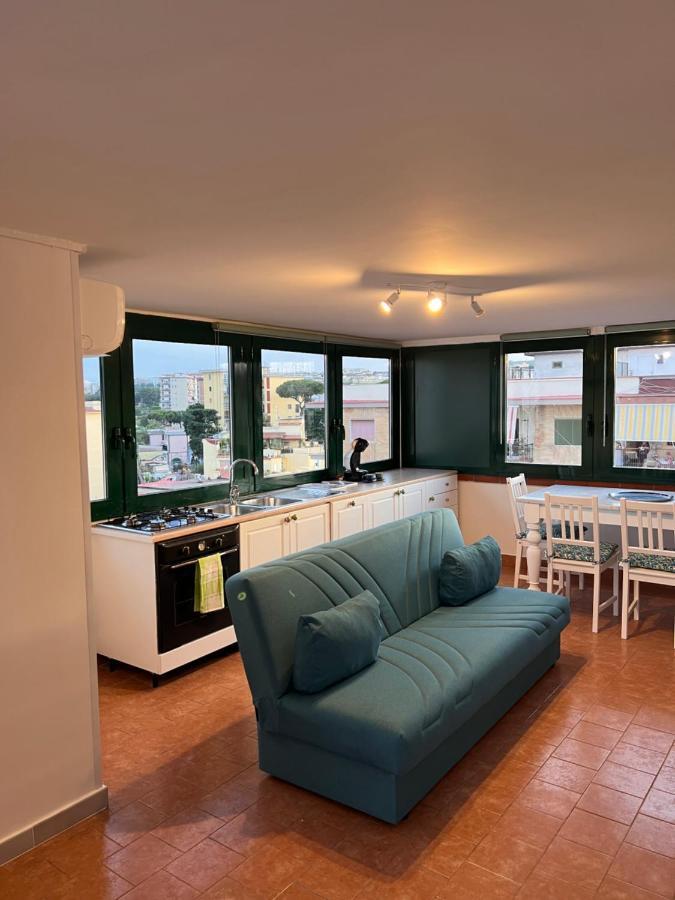 Terrazza Lieti Apartment Napoli Bagian luar foto