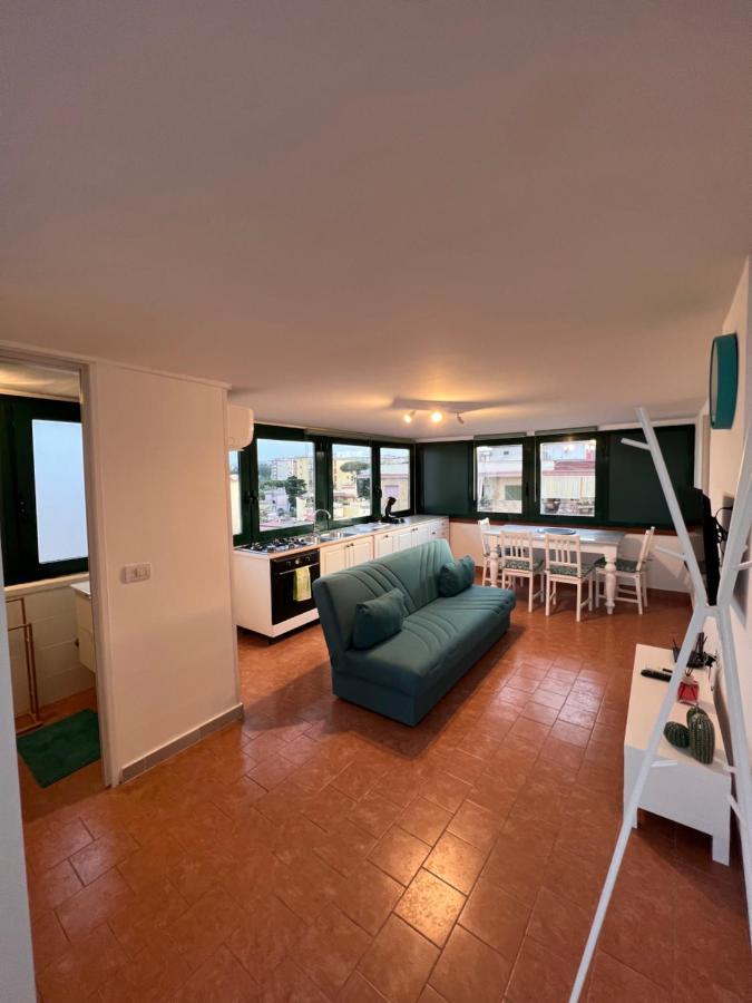 Terrazza Lieti Apartment Napoli Bagian luar foto