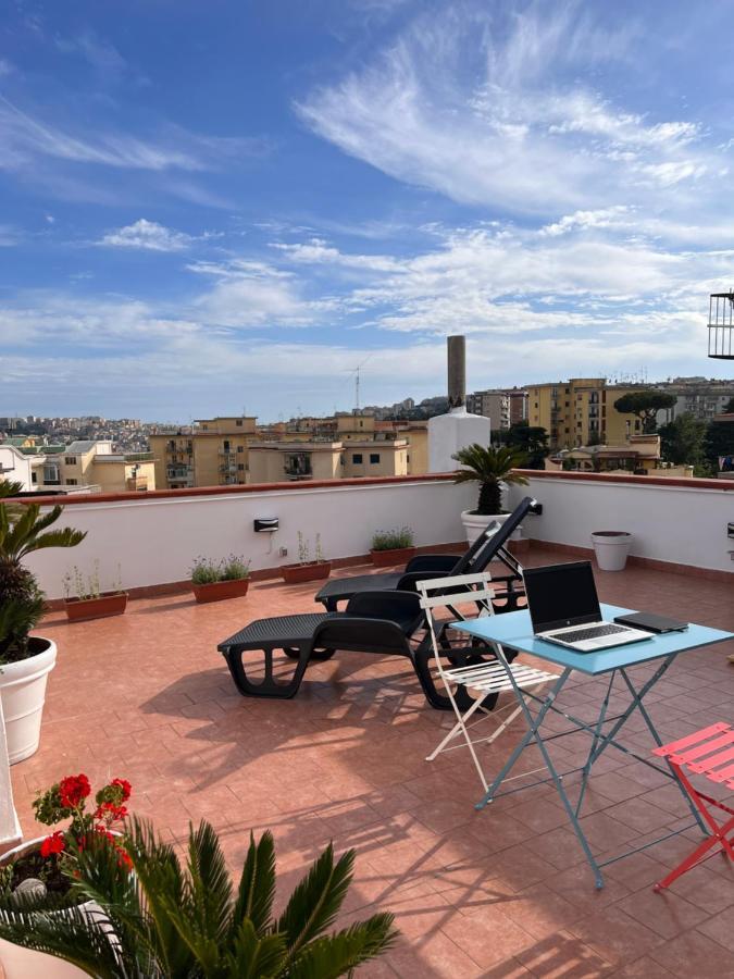 Terrazza Lieti Apartment Napoli Bagian luar foto